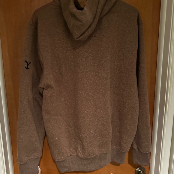 Yellowstone Men’s Pullover Hooded Sweatshirt - Picture 3 of 3